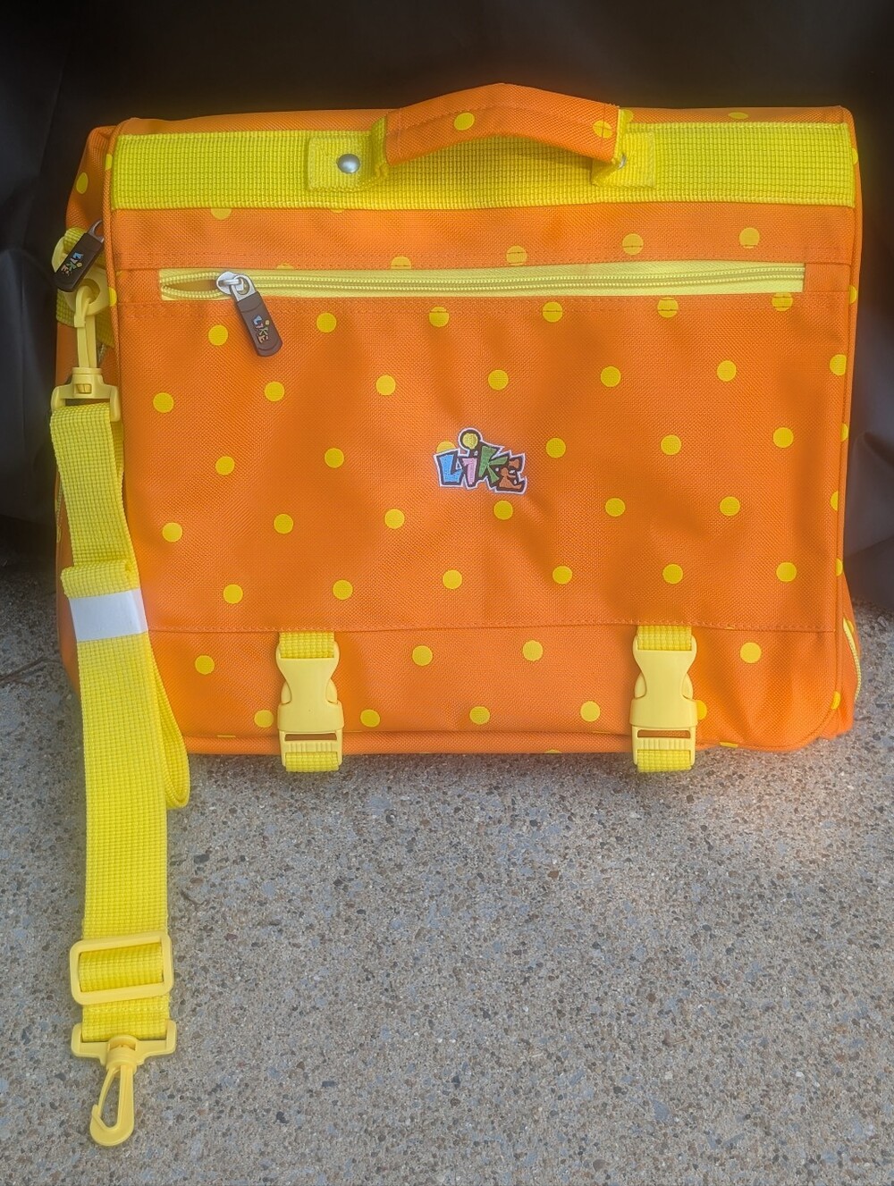 Child's Book Bag/Overnight Bag.  LIKE Brand, New Without Tags.